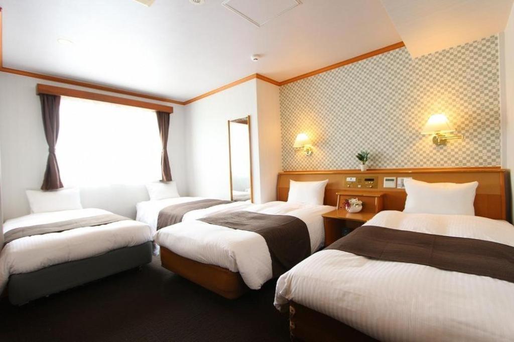 Hotel Livemax Budget Naha Tomarikou Exteriér fotografie