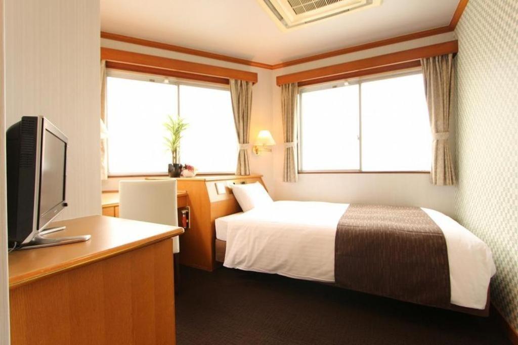 Hotel Livemax Budget Naha Tomarikou Exteriér fotografie