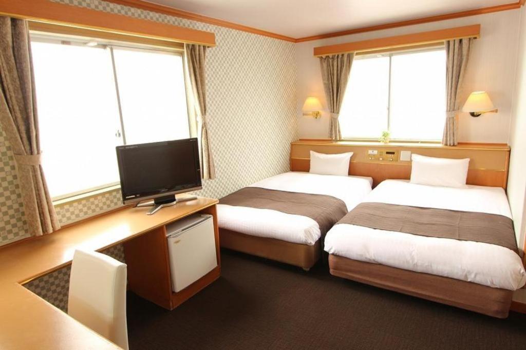 Hotel Livemax Budget Naha Tomarikou Exteriér fotografie