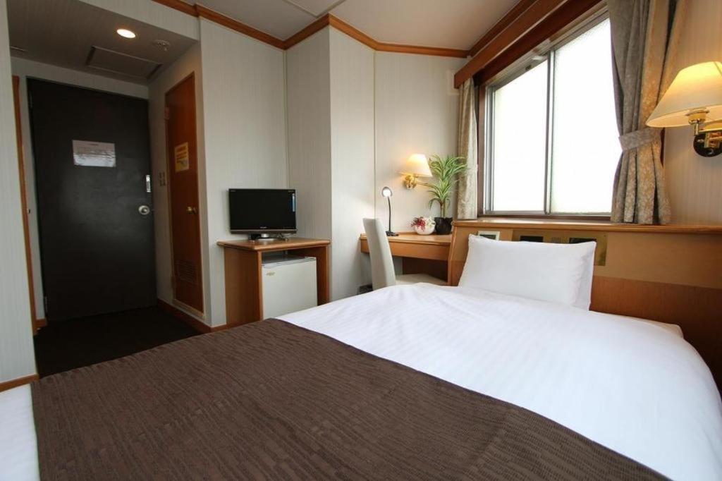 Hotel Livemax Budget Naha Tomarikou Exteriér fotografie